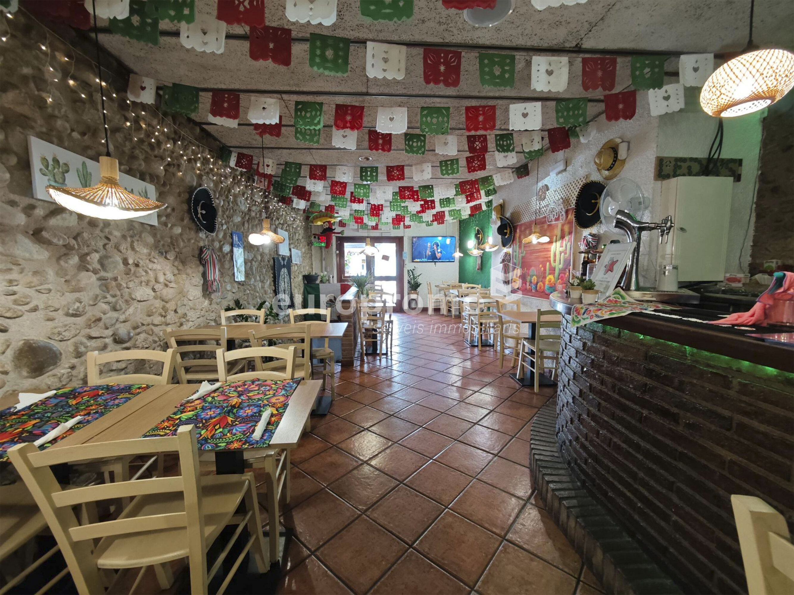 LOCAL EN VENDA A LA ZONA DE STA EUGÈNIA!
